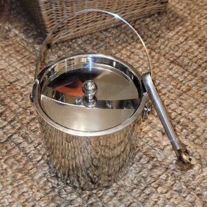 Insulated stainless steel Ice bucket w Tongs 7 .25"H Wine Chill Cooler w/ handle